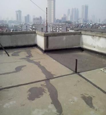 永登漏水维修 楼顶漏水是什么原因，楼顶漏水维修方法是什么?